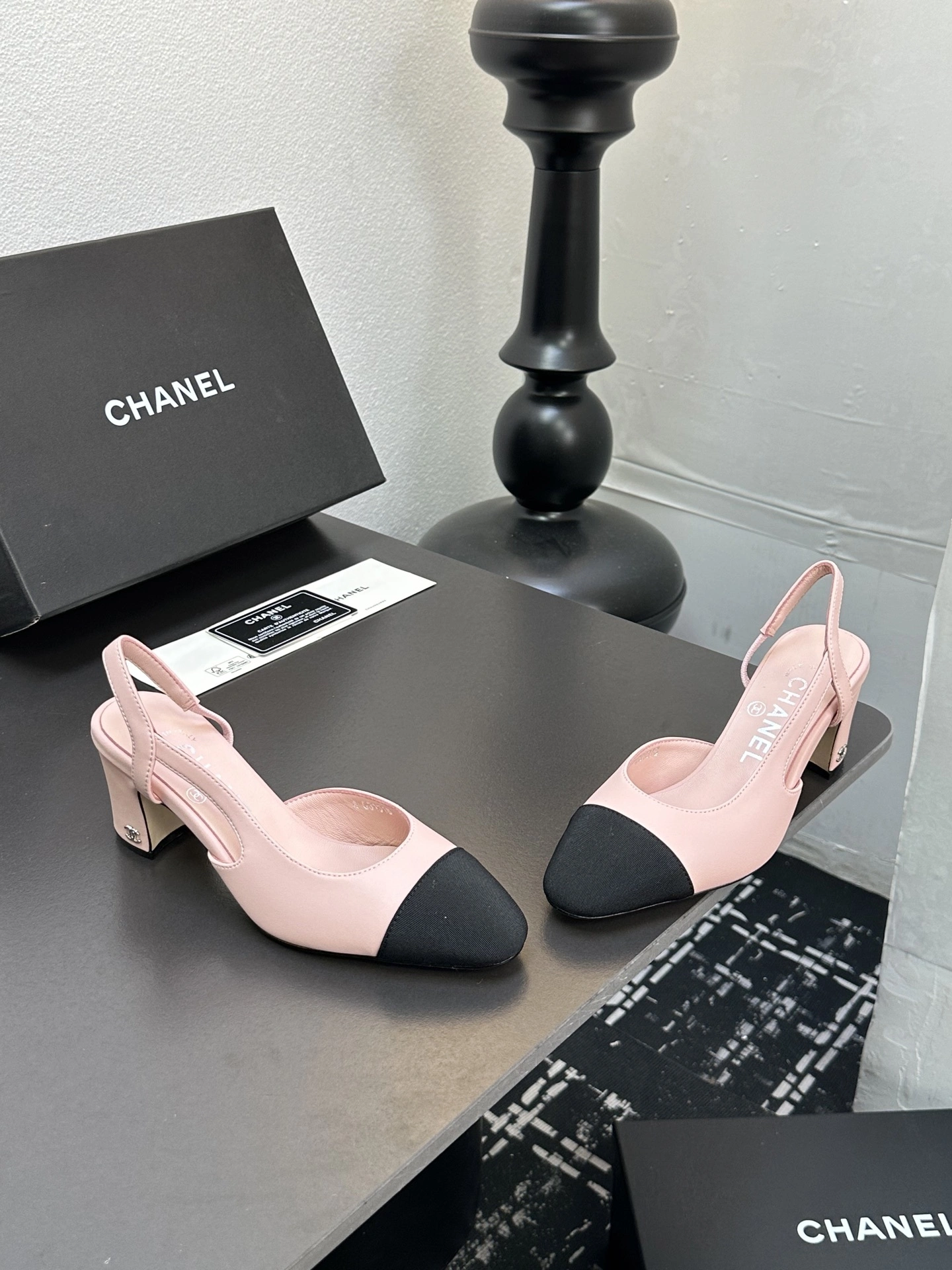 TH-- 3h1958 G31318-X01000-U3334 Heel height：6.5cm item:ET-X000I2307